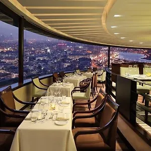 Hyatt Regency Deira ***** Dubai